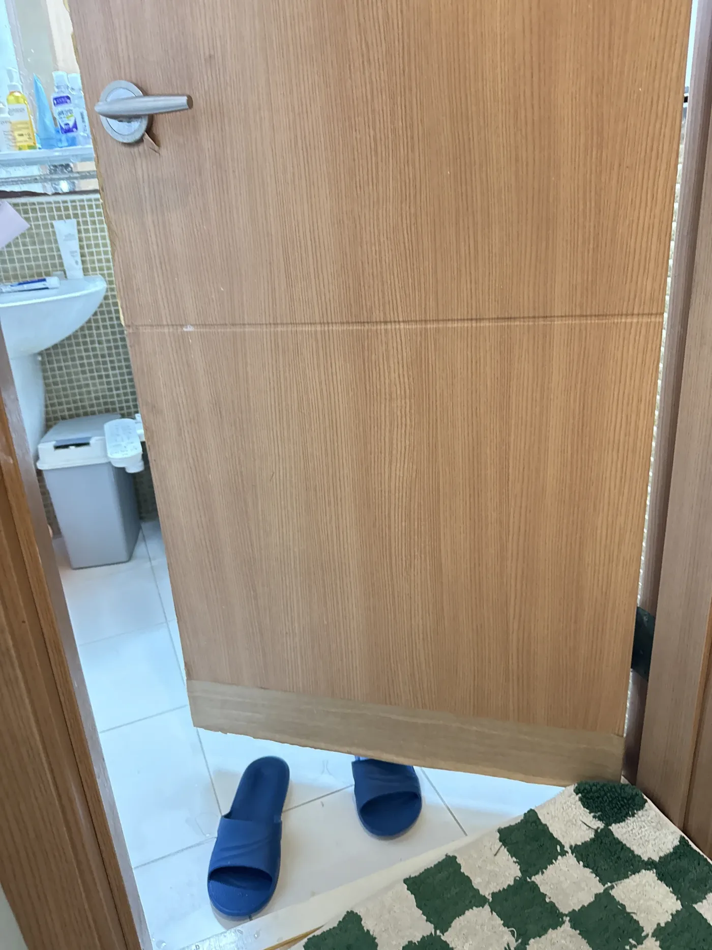 문짝 교체 시공 전 사진